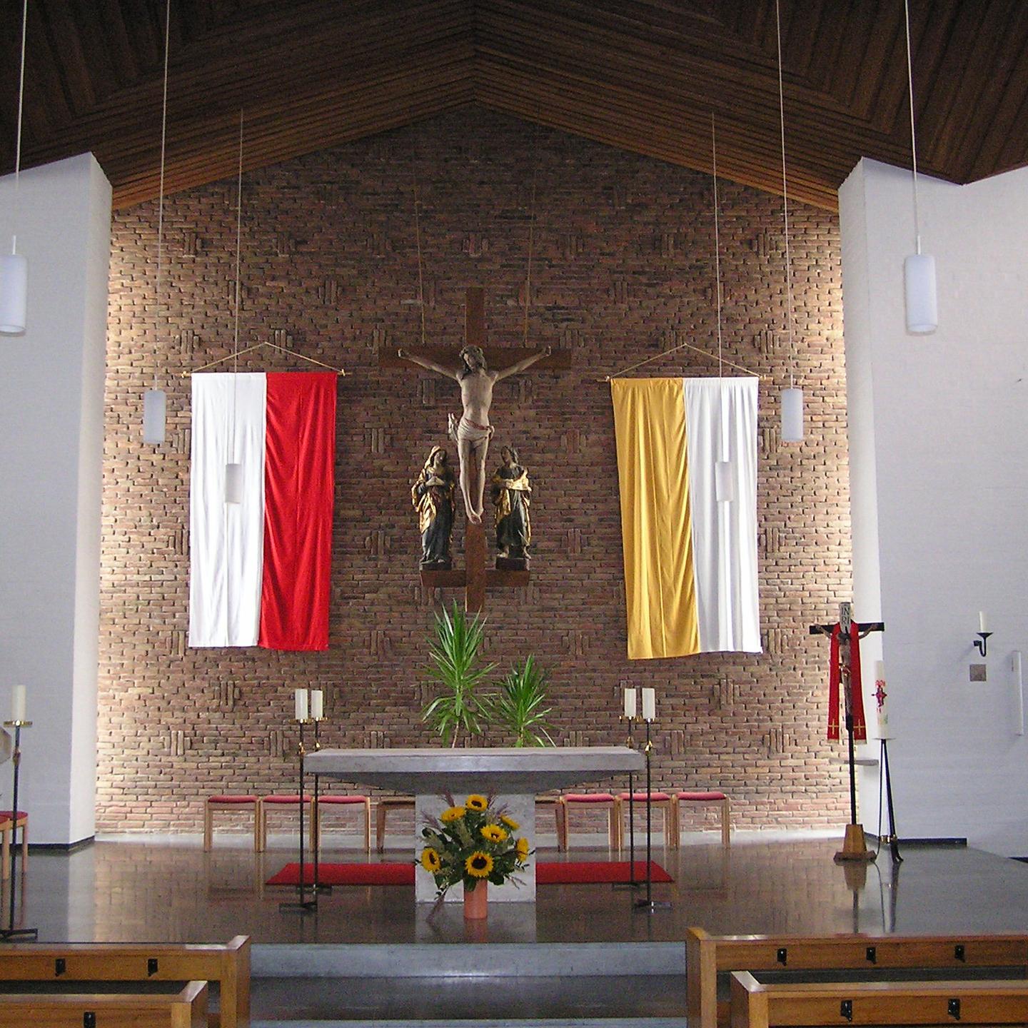 Lutzerath Altarraum (c) Pfarrei Hl. Elisabeth Zwischen Endert und Üß Lutzerath Altarraum