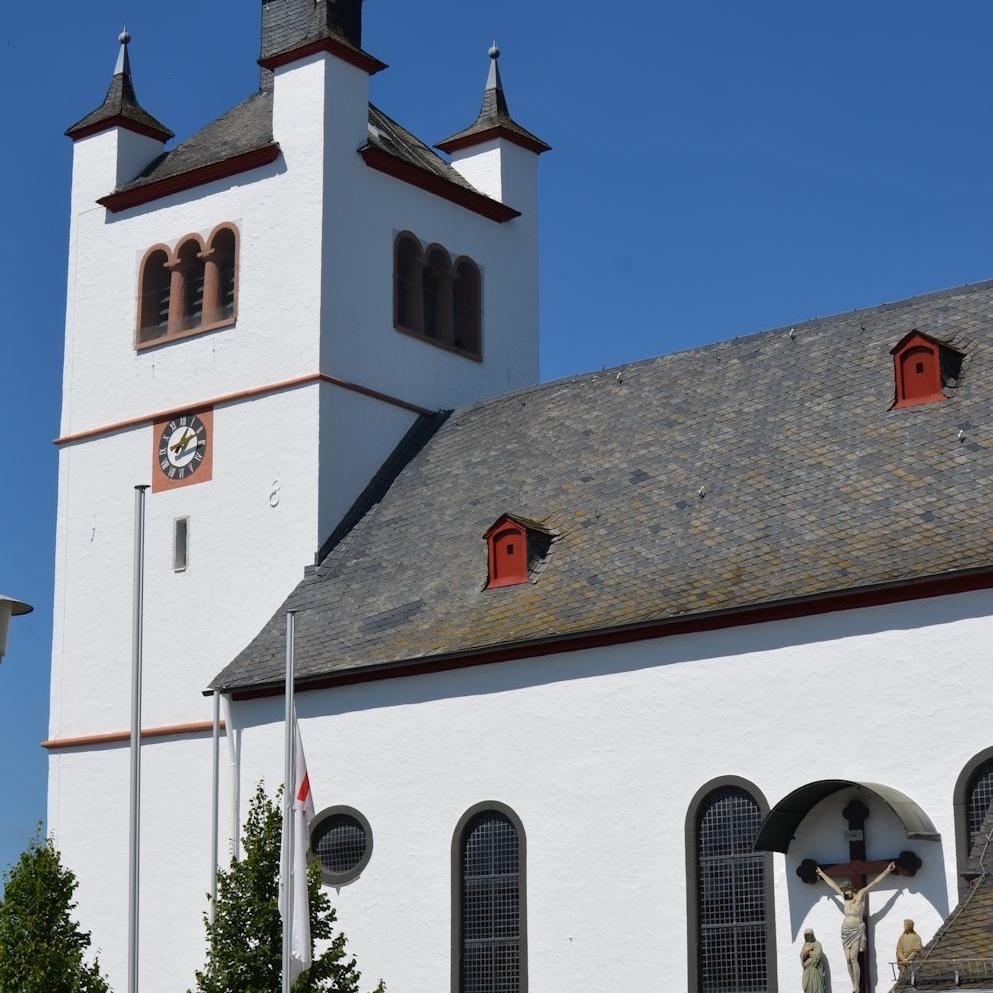 Lutzerath Kirche St. Stephanus